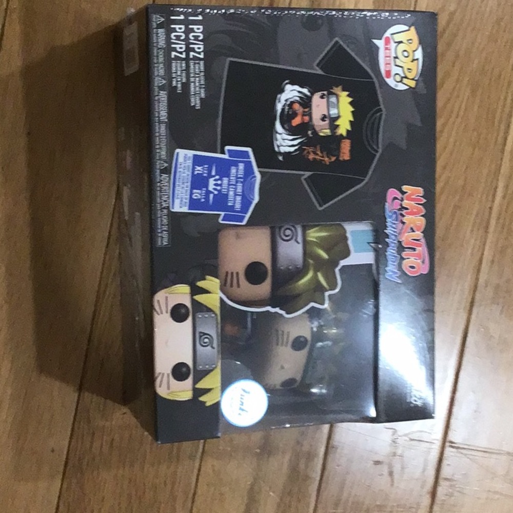 Pop with a t-shirt